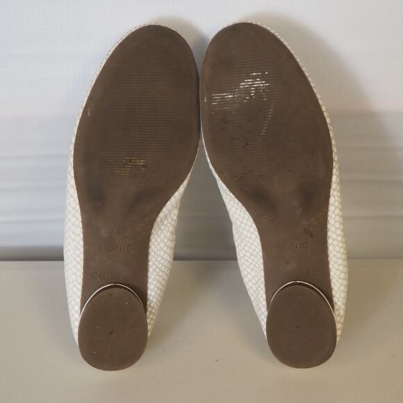 Vionic Women's Orthotic Alexa Embossed Lizard Leather Size 7.5 Ballet Flats - Picture 8 of 10
